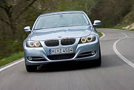 Le guide complet pour remplacer votre œillet de faisceau de câblage de couvercle de coffre BMW (pièc